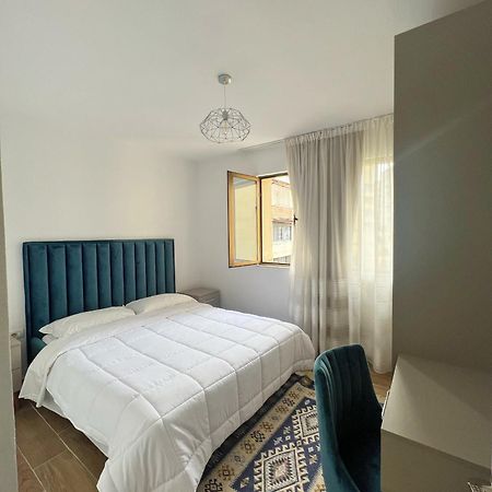 Central City Apartment ティラナ エクステリア 写真