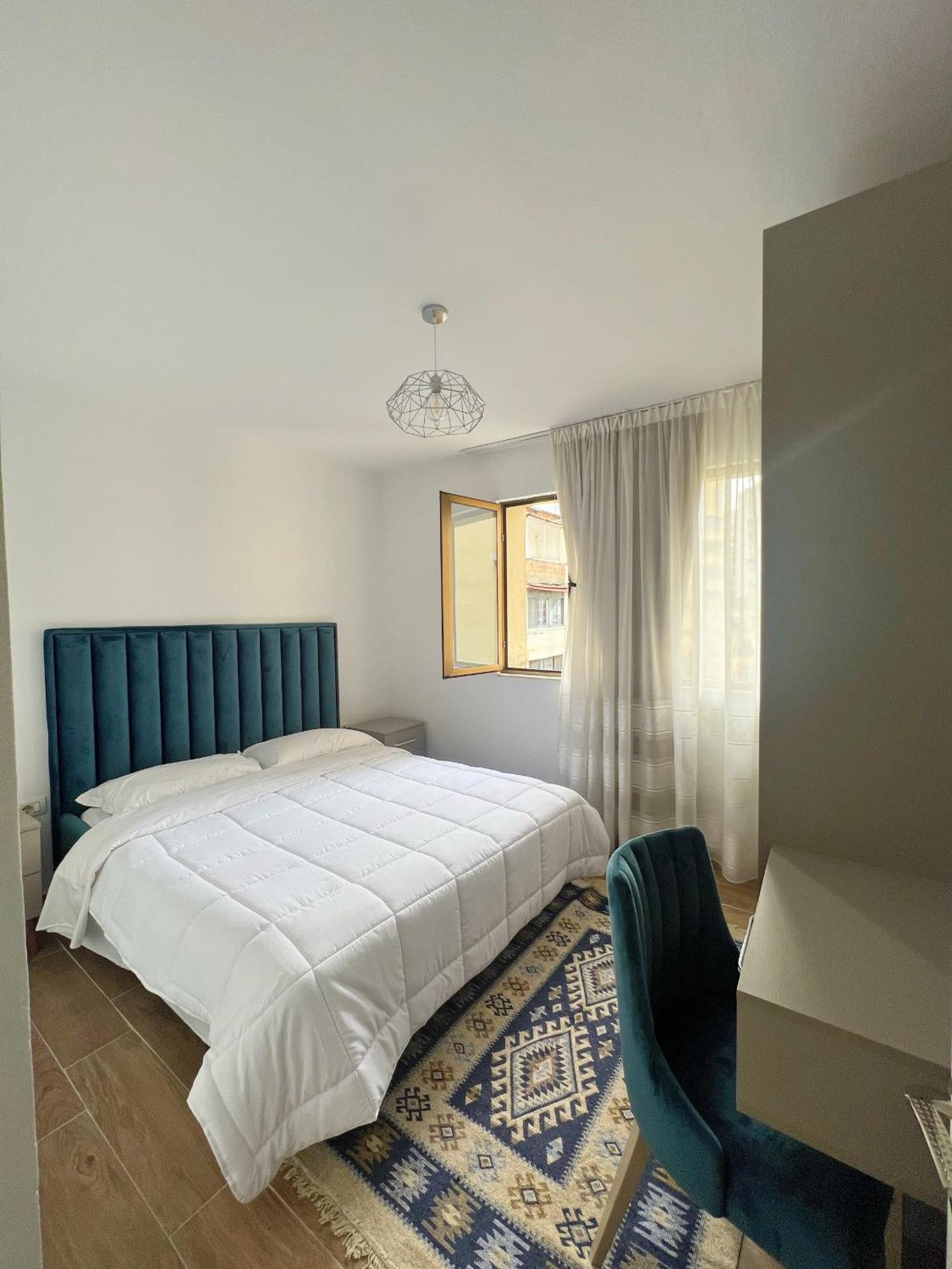 Central City Apartment ティラナ エクステリア 写真